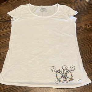 20X women’s tee, size XL, white w/ a print of scull surrounded with embroidery.